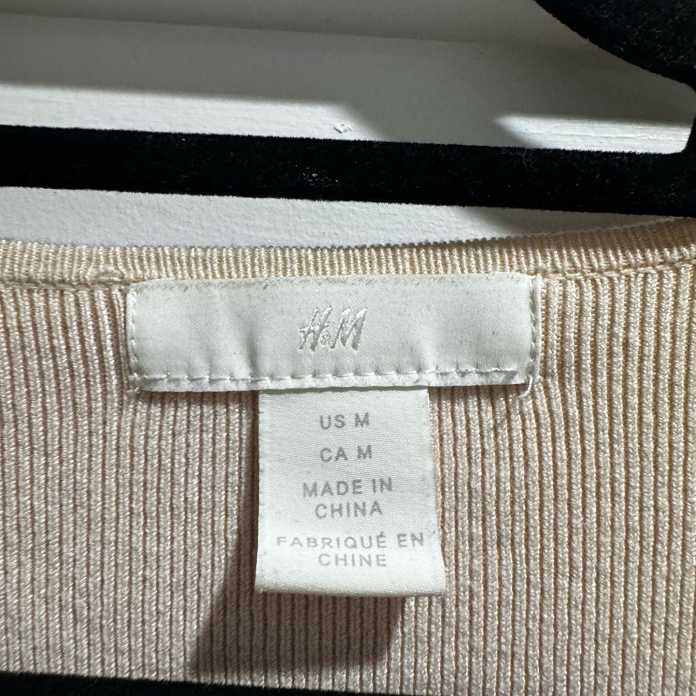 H&M Beige Ribbed Knit Top - Picture 2 of 3